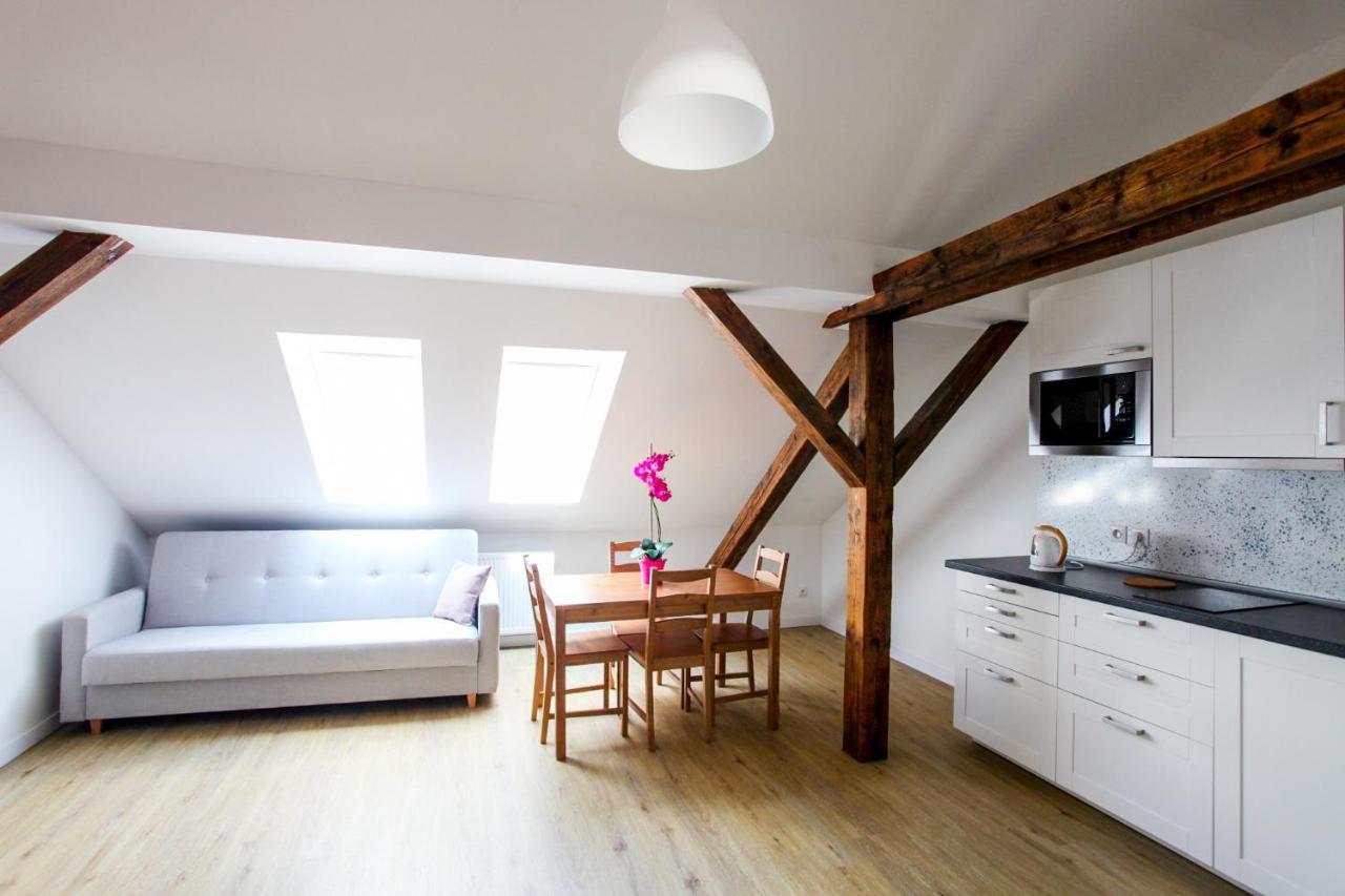 Churchill Apartments Praha Bagian luar foto