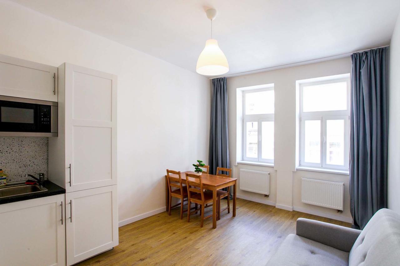 Churchill Apartments Praha Bagian luar foto